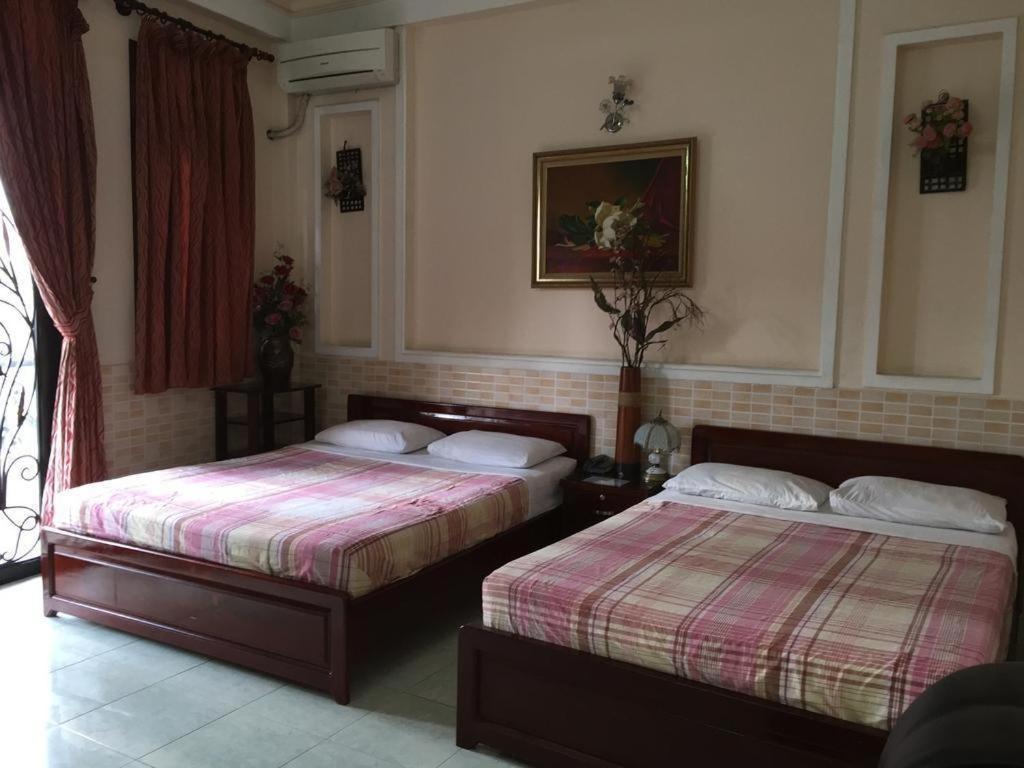 Timi Hotel Хошимин Екстериор снимка