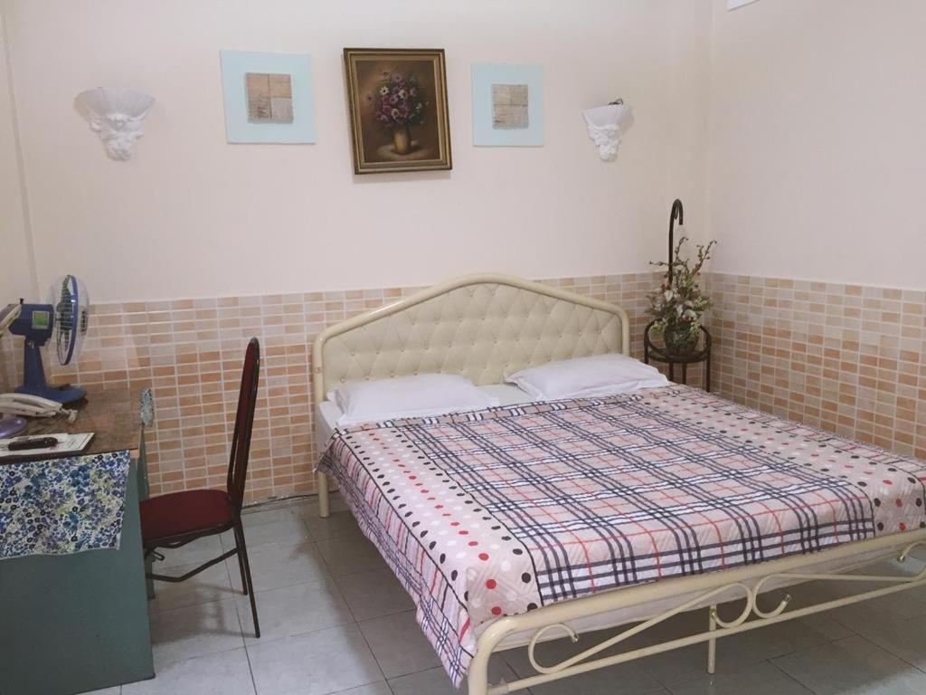 Timi Hotel Хошимин Екстериор снимка