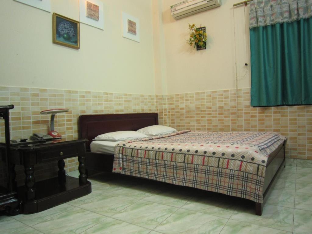 Timi Hotel Хошимин Екстериор снимка