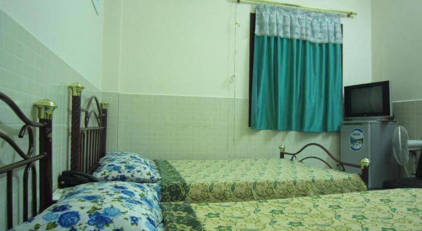 Timi Hotel Хошимин Екстериор снимка